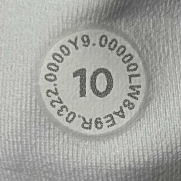 Lululemon Hotty Hot High-Rise Skirt White - Picture 8 of 8